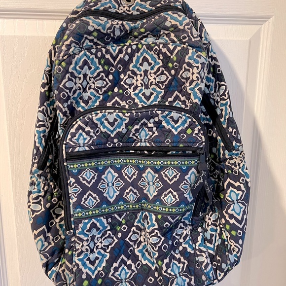 Vera Bradley Backpack Retired pattern HTF BACK TO SCHOOL !! - Picture 1 of 10